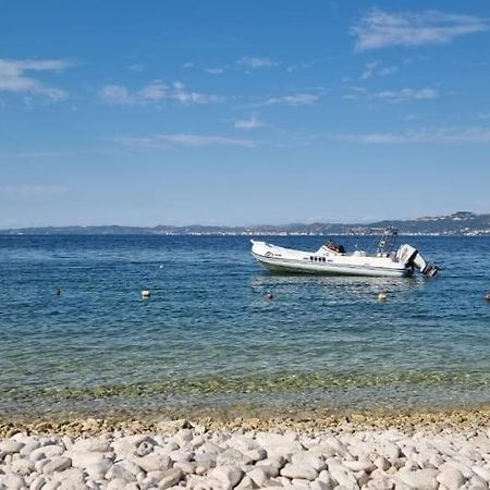 Odri Apartment Vlore Bagian luar foto