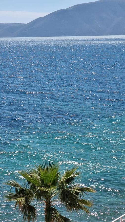 Odri Apartment Vlore Bagian luar foto